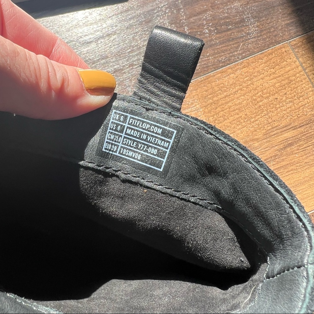 Fitflop Signey Leather Booties NWOT - Picture 8 of 8